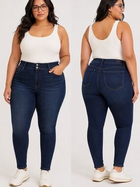 Torrid Jegging Jeans Women’s Size 12S Short Dark Wash Super Soft Skinny